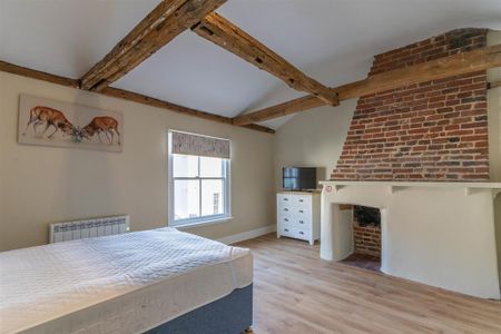 1 bedroom in a house share to rent - Photo 4