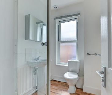 6 bedroom house to rent - Photo 1