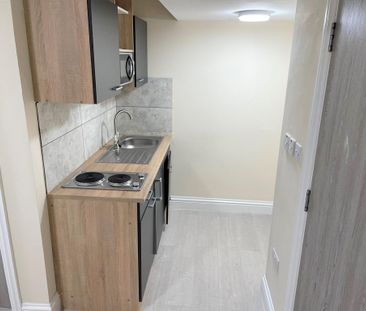 Studio to rent - Photo 5