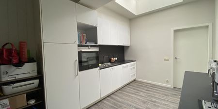 Huis te huur in Kortrijk voor € 925 met 2 slaapkamers - Photo 3