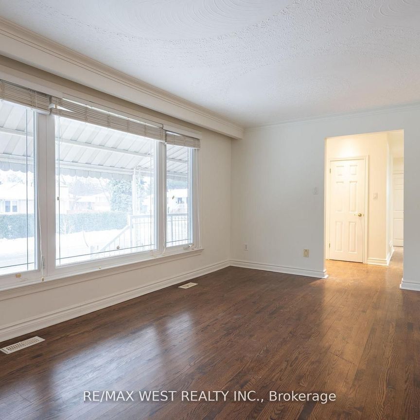 For Lease - 28 Paragon Road Unit# Main, Toronto, Ontario - Photo 1