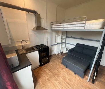 Studio Flat, Walm Lane, NW2 - Photo 3