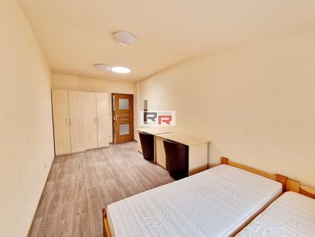 Pronájem pokoje 17 m² - Fotografie 3