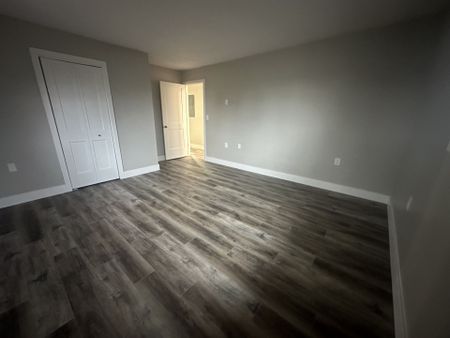 For Lease - 565 Emma Street Unit# 1, Gananoque, Ontario - Photo 4