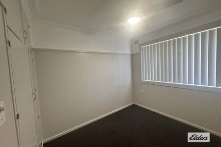 Completely refurbished Taree West home - Photo 4