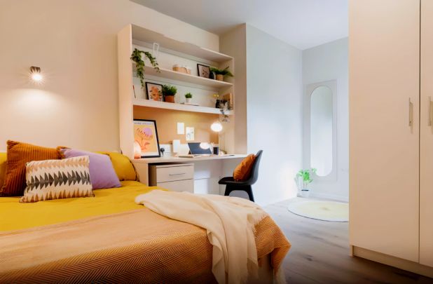 Silver En Suite - Photo 1