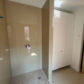 Mile End - luxury renovated two bedrooms - Photo 3