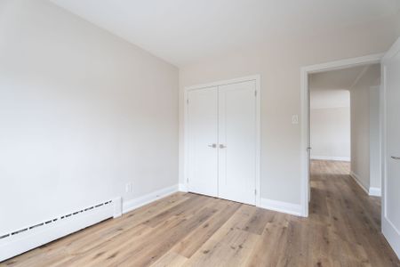 For Lease - 366 Royal York Road Unit# 1, Toronto, Ontario - Photo 2