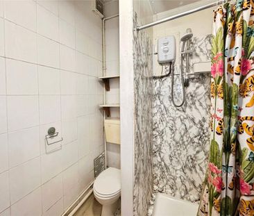 Studio to rent - Photo 6
