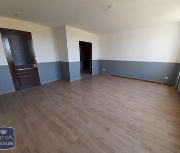 Location Appartement 2 pièces 54m² ST DIDIER EN VELAY 43140 - Photo 3