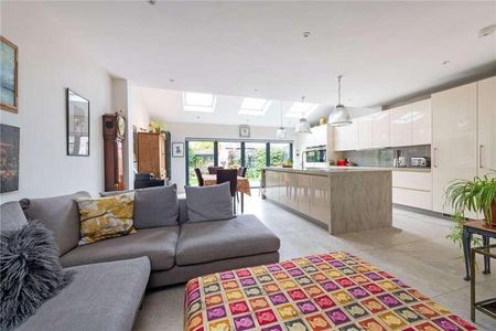 Ravenslea Road, London, SW12 - Photo 3