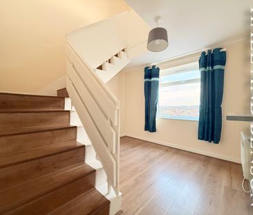 ParkFarmDrive, Allestree - Photo 3