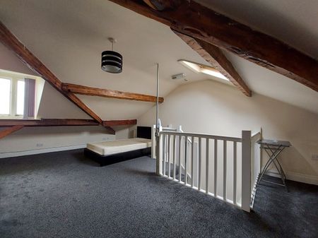 6 Stanley Terrace - Flat 3, Preston - Photo 2