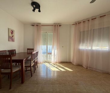 Alquiler de piso en Calle Méndez Núñez - Photo 6