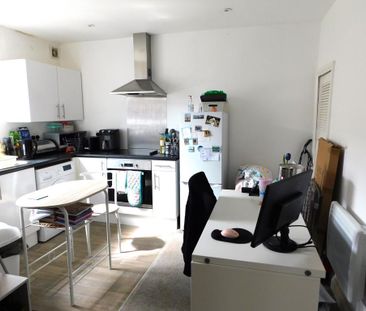 Studio to rent - Photo 3