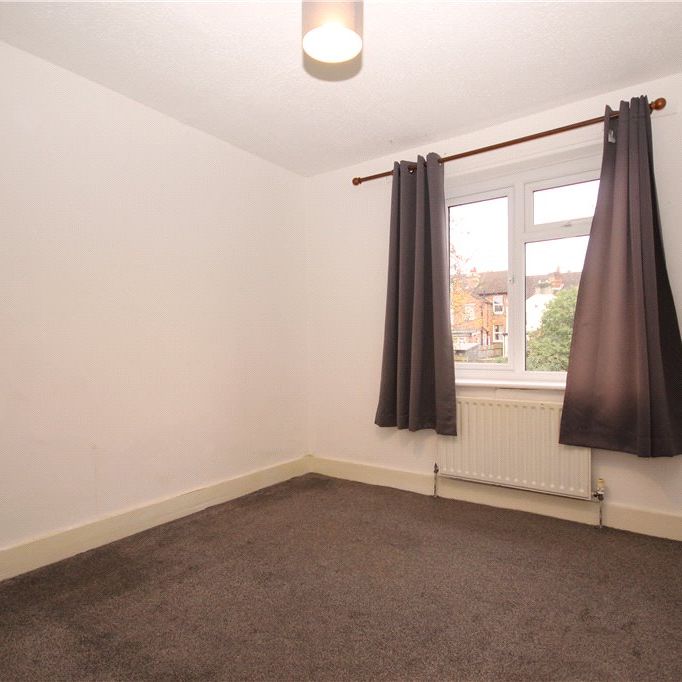 Denzil Road, Guildford, Surrey, GU2 7NG - Photo 1