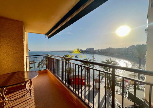 ​ FLAT FOR RENT ON THE FIRST LINE OF THE SEA IN TORREVIEJA - ALICANTE