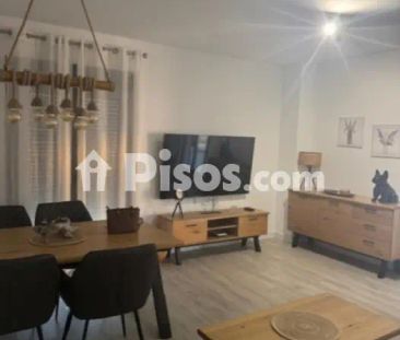 Piso en alquiler en Entrenúcleos - Photo 2