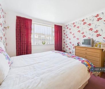 3 bedroom detached house to rent - Photo 5