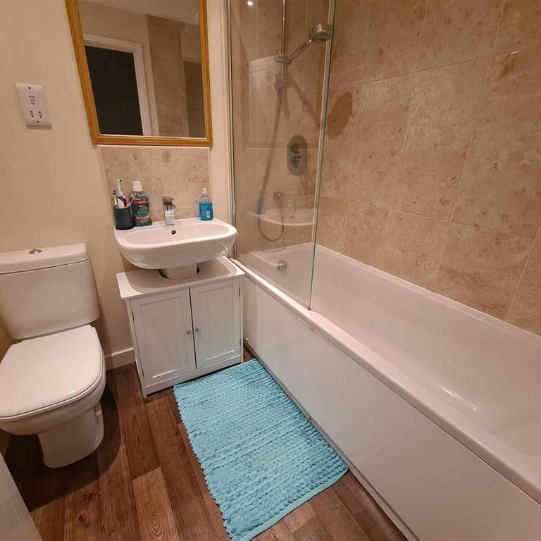 2 bedroom terraced house to rent - Photo 1