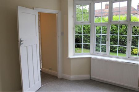 2 bedroom semi-detached house to rent - Photo 3