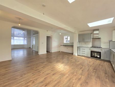 Kerrysdale Avenue, LE4, Leicester - Photo 5