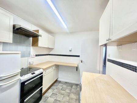 Studio to rent - Photo 3