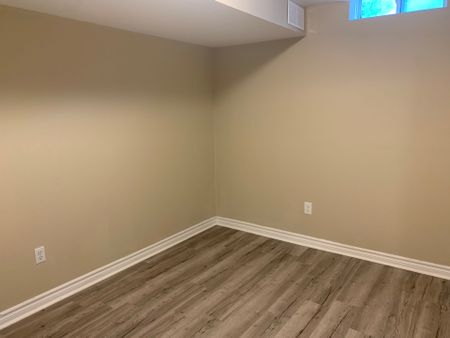 For Lease - 192 Silver Linden Drive Unit# Lower, Richmond Hill, Ontario - Photo 4