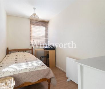 3 bedroom terraced house to rent - Photo 6