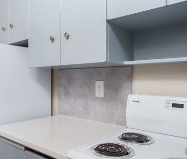 Frisco Apts - Photo 2