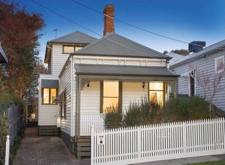 68 Eglinton Street, Kew VIC 3101 - Photo 2