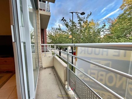 Appartement te huur - Foto 3