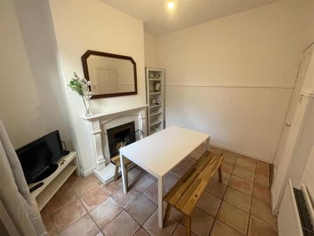 4 Larkstone Street, Belfast, BT9 7HP - Photo 4