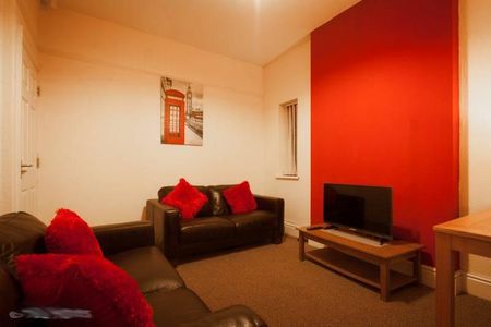 1 bedroom house of multiple occupation to rent - Photo 4