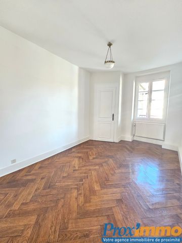 Location Appartement 5 pièces 118m² VOIRON 38500 - Photo 4