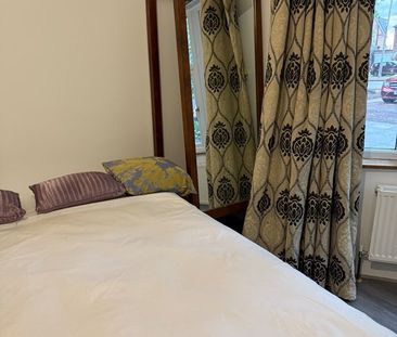 1 Bed Flat, Welford Road, LE2 - Photo 2