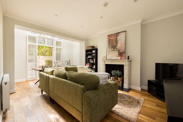 Abbey Road - Photo 1