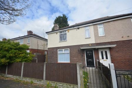 3 bedroom semi-detached house to rent - Photo 4