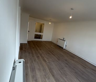 3 Bed Flat, Old Bedford Road, LU2 - Photo 3