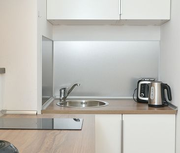 Modern & Central: Terrassenwohnung in Ehrenfeld - Video Online - Photo 1