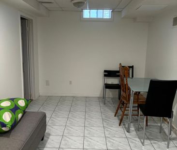 For Lease - 6722 Baby Gran Court, Mississauga, Ontario - Photo 2