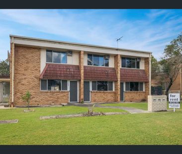 2/120 Denison Street, Rockhampton City, Qld 4700 - Photo 4