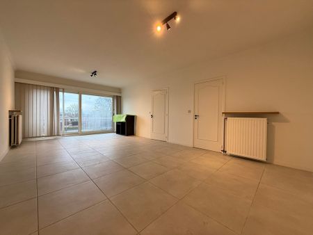 TE HUUR: Ruim appartement in centrum Ruiselede! - Photo 2