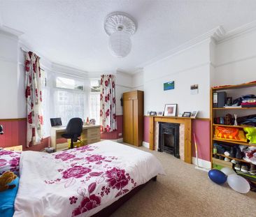 4 bedroom private hall to rent - Photo 6