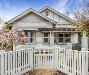 BEAUTIFUL COTTAGE ADJACENT HOSPITAL - Photo 1