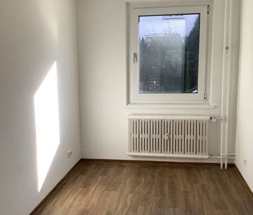 Ab ins Grüne: 3 Zimmer mit Wannenbad, nach Absprache kurzfristig an... - Foto 1