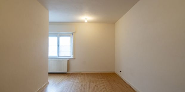 Woning te huur in Harelbeke voor € 1.200 met 4 slaapkamers - Photo 1