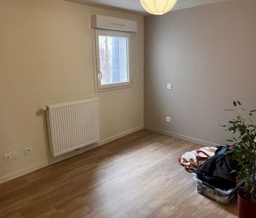 Location Appartement 3 pièces 74m² BRIOUDE 43100 - Photo 3