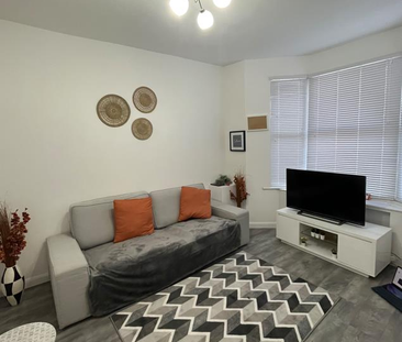 Southampton Road, Northampton - Photo 1