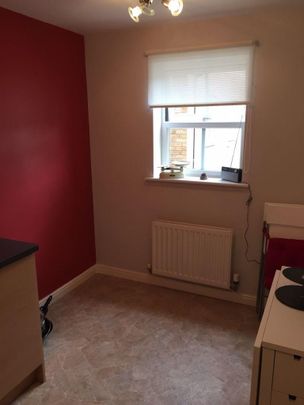 2 bedroom house to rent - Photo 1